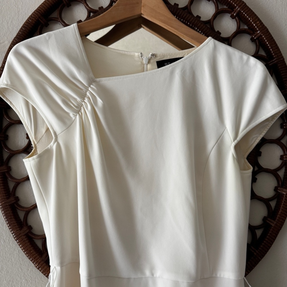 St John white sheath dress size small Oversized - Picture 5 of 16
